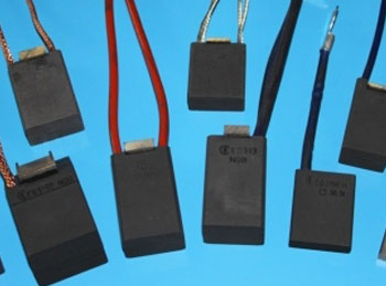 SPAZZOLE – CARBONIO